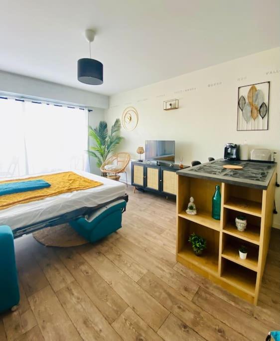 Studio Entre Mer Et Dunes Avec Balcon Vue Laterale Mer 50M Plage Pour 3 Pers Wifi Menage Compris Fort-Mahon-Plage Exteriör bild