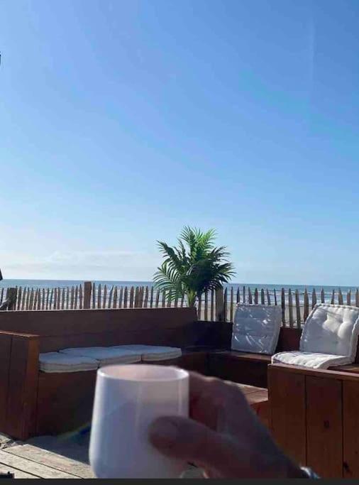 Studio Entre Mer Et Dunes Avec Balcon Vue Laterale Mer 50M Plage Pour 3 Pers Wifi Menage Compris Fort-Mahon-Plage Exteriör bild