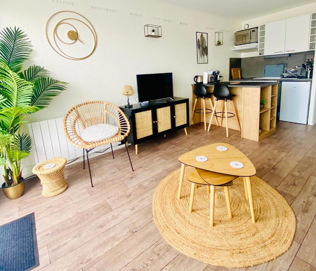 Studio Entre Mer Et Dunes Avec Balcon Vue Laterale Mer 50M Plage Pour 3 Pers Wifi Menage Compris Fort-Mahon-Plage Exteriör bild
